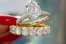 Say ‘I Do’ with Dayton’s Finest Engagement Rings post thumbnail image